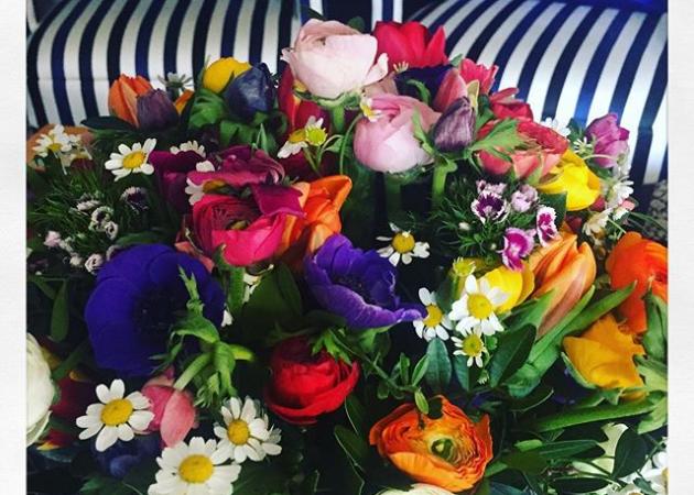 Σίσσυ Φειδά: Ποιος της έστειλε αυτά τα υπέροχα λουλούδια μετά τα χαρμόσυνα νέα για την εγκυμοσύνη;