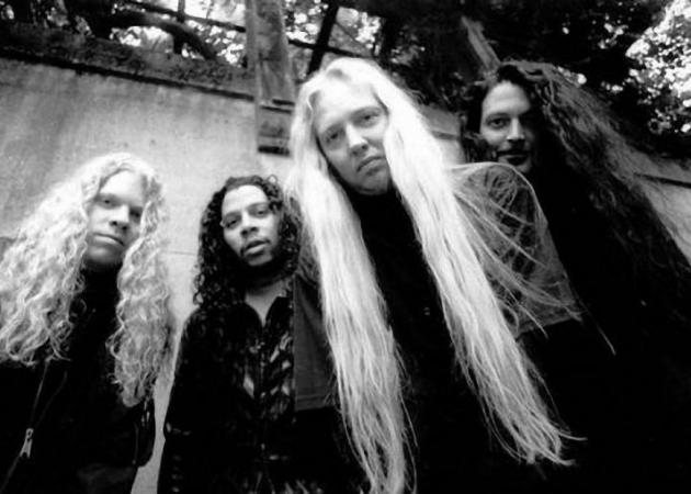 Θρήνος στην «μέταλ» κοινότητα! Πέθανε ο τραγουδιστής πασίγνωστου συγκροτήματος