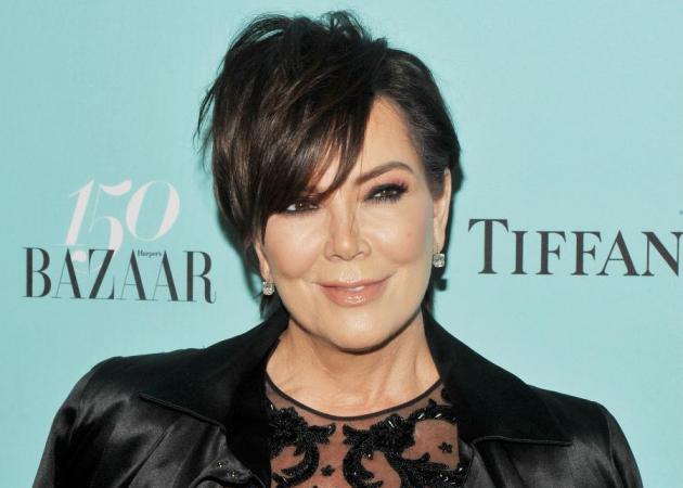 H Kris Jenner με αυτά τα μαλλιά είναι ίδια με την Samantha από το Sex and The City!