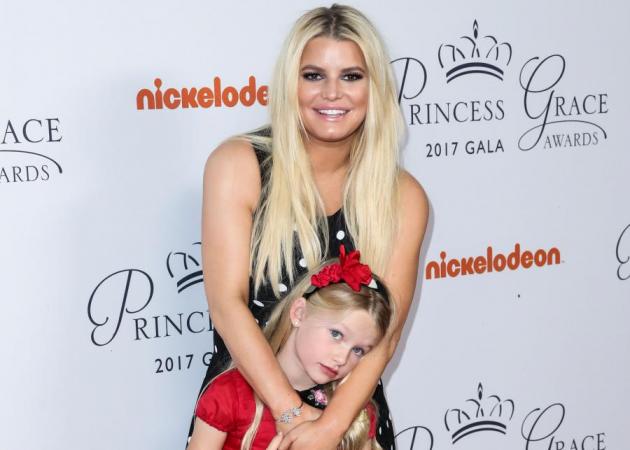 Η κόρη της Jessica Simpson λατρεύει τα MAC και στο instagram δεν είναι καθόλου happy γι’αυτό! Εσύ;