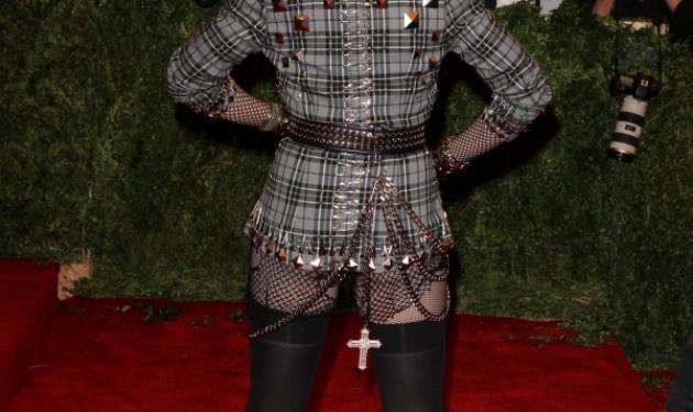 H Madonna ξέχασε να φορέσει την… φούστα της στο red carpet! Φωτογραφίες!