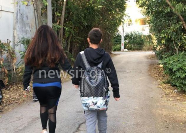 Βίκυ Σταμάτη: Ουρλιαχτά και… επίθεση στους δημοσιογράφους, μέρα δεύτερη [pics, vids]
