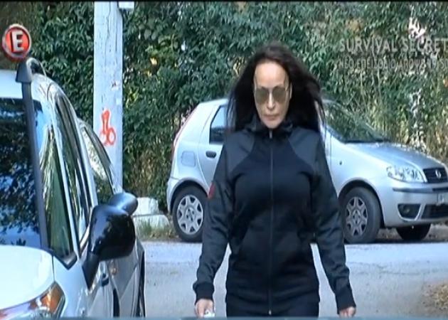 Βίκυ Σταμάτη: Η απάντησή της για την άσεμνη χειρονομία [vid]