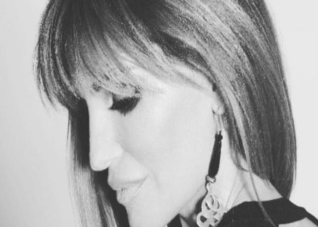 Βίκυ Χατζηβασιλείου: “Σήμερα κηδεύω φίλη και…”
