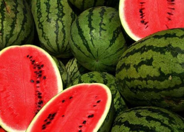 Αυτά είναι τα 5 μυστικά για να διαλέγεις πάντα το καλό καρπούζι [pics]