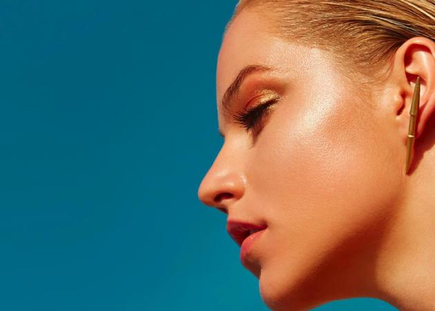 Λιπαρό δέρμα: Πώς να αποφύγεις την «γυαλάδα» στο πρόσωπο από την ζέστη