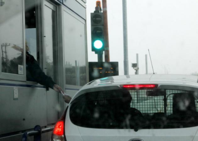 Τσακίζουν την τσέπη τα διόδια! Οι νέοι δρόμοι και το κόστος του ταξιδιού