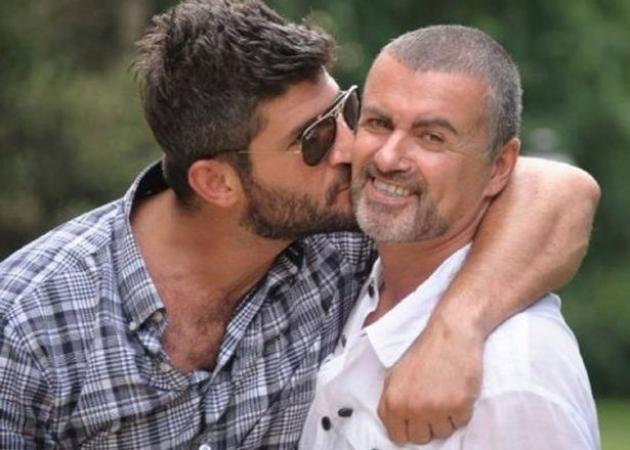 George Michael: Στη δημοσιότητα η συνομιλία του συντρόφου του με την “Άμεση βοήθεια”