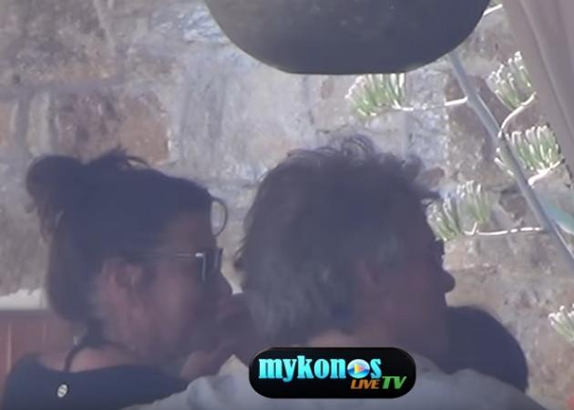 Στη Μύκονο ο Jon Bon Jovi! Video από τις καλοκαιρινές διακοπές του