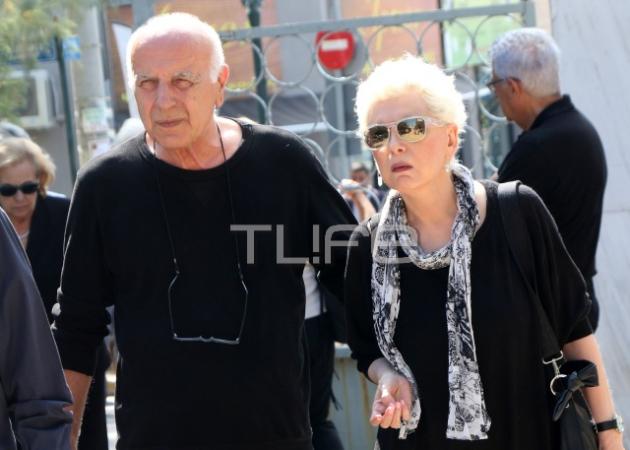 Θλίψη στην κηδεία του μεγάλου συγγραφέα Κώστα Μουρσελά