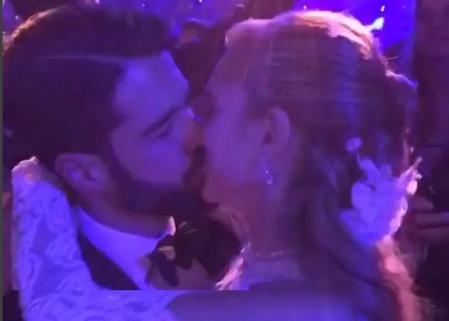 Μαριάννα Γουλανδρή – Φίλιππος Λαιμός: Ο ρομαντικός χορός μετά το γάμο τους! [vid]