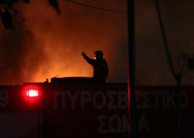 Τραγωδία! Είδε τα παιδιά της να καίγονται – Δύο νεκροί στη Λέσβο – Θρήνος από τη μητέρα που δεν πρόλαβε να σώσει τα παιδιά της