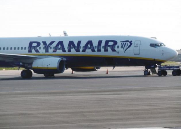 Ryanair: Πέντε νέα δρομολόγια στην Ελλάδα