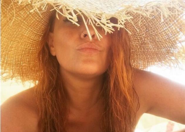 Σίσσυ Χρηστίδου: Εξακολουθεί να περνά όμοφες στιγμές στη Χαλκιδική!