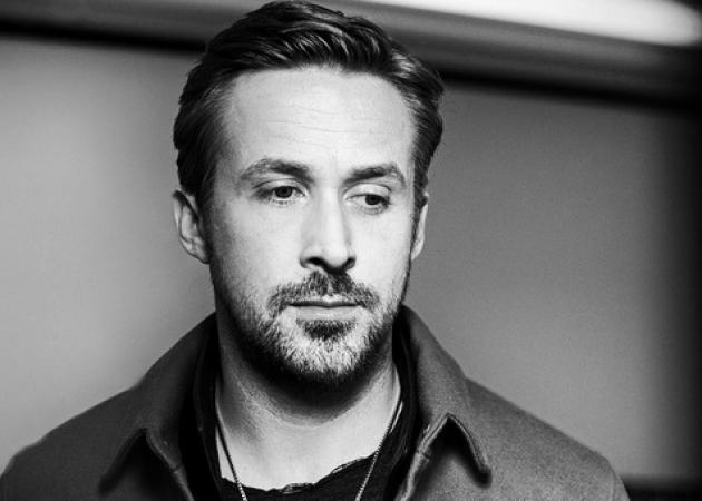 Ryan Gosling: Ποζάρει στον φακό Έλληνα παρουσιαστή!