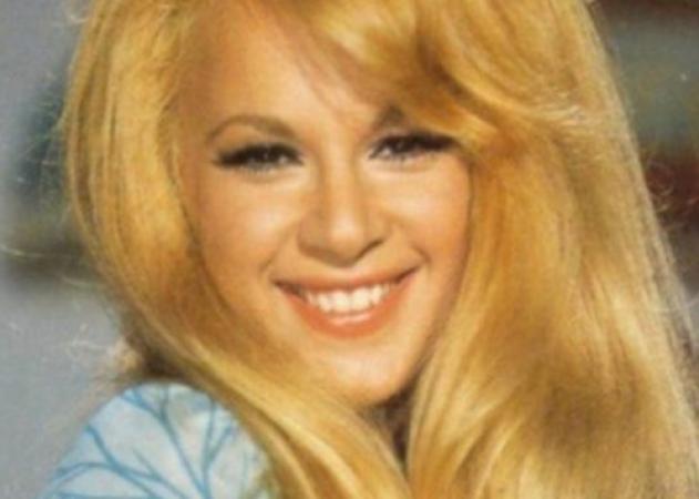 Οι σέξι φωτογραφίες της Αλίκης Βουγιουκλάκη που δημοσιεύει το Down Town!