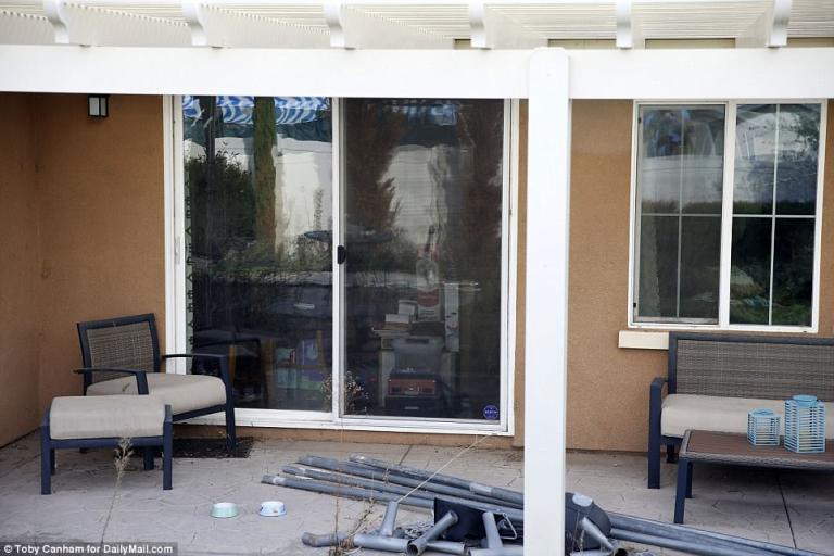 Εικόνες μέσα από το σπίτι του τρόμου για 13 παιδιά στην Καλιφόρνια