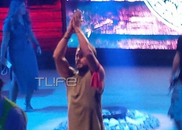 Survivor: Η οικογένεια του Ντάνου στο πλευρό του! Video