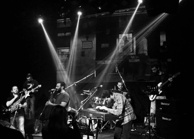 ΕΝΝΕΑ: Παρουσίασαν τον πρώτο τους δίσκο