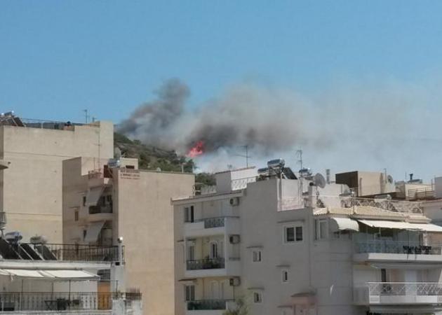 Φωτιά τώρα στην Καισαριανή: Εχθρός ο άνεμος! [pics]