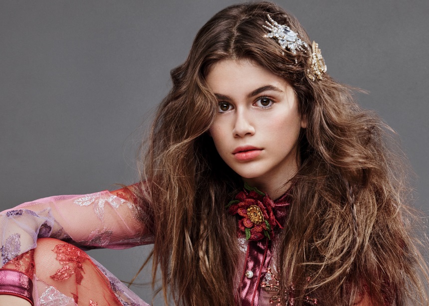 Η Kaia Gerber σε μια εντυπωσιακή φωτογράφιση για γνωστό περιοδικό