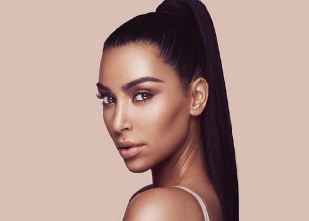 Η Kim Kardashian θυμάται τις πρώτες φωτογραφίες της στα social media! [pics]
