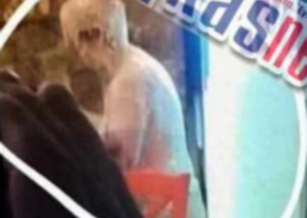 Λευκάδα: Το ντοκουμέντο της επίθεσης σε γυναίκα εφοριακό με μείγμα κρέπας – Χαμός στην κρεπερί [pics]