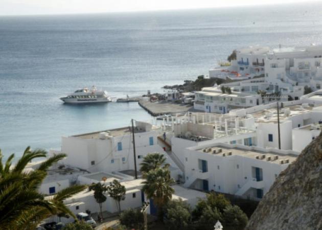 Νύχτα τρόμου για γνωστό επιχειρηματία στη Μύκονο – Ληστές τον σάπισαν στο ξύλο!