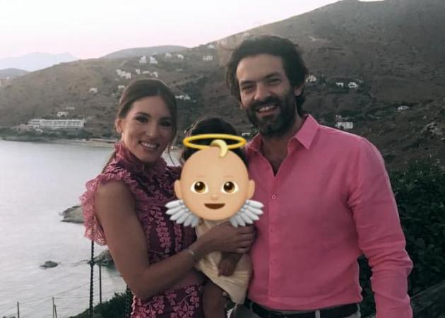 Η Αθηνά Οικονομάκου έγινε νονά! [pics,vid]