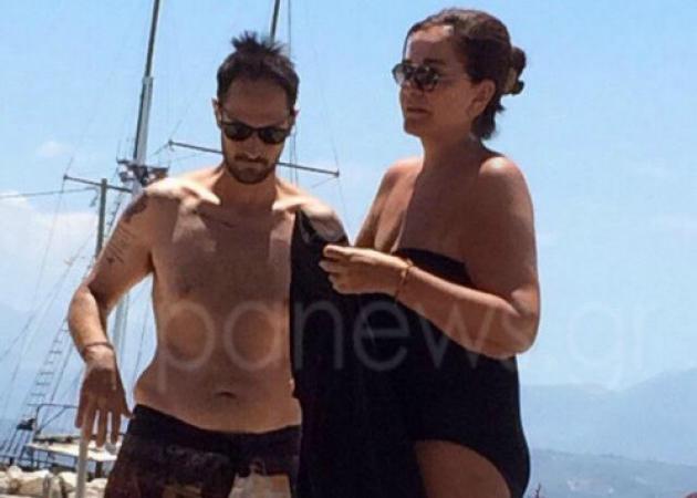 Οι βουτιές της Ντόρας Μπακογιάννη στα Χανιά [pics]