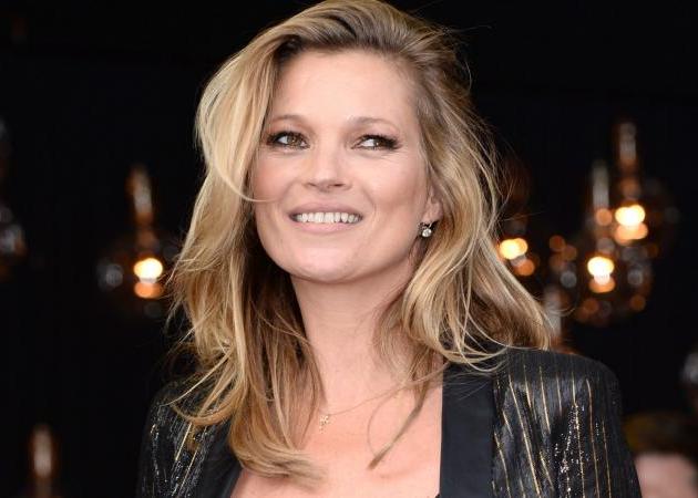 H Kate Moss απαντά σε γράμμα θαυμάστριά της από το 1994 για την σχέση της με τον Johny Depp!