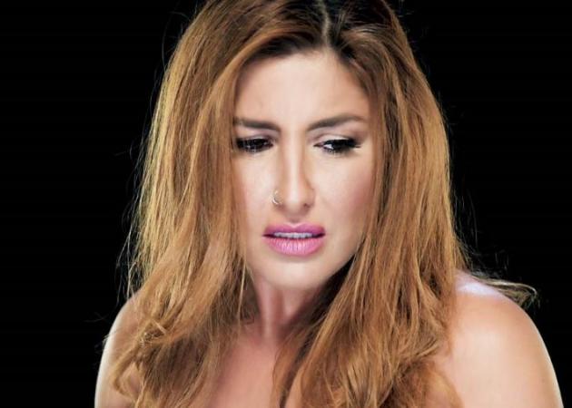 Έλενα Παπαρίζου: Αυτό είναι το βίντεο κλιπ για την επιτυχία της “Αν με δεις να κλαίω”! Video