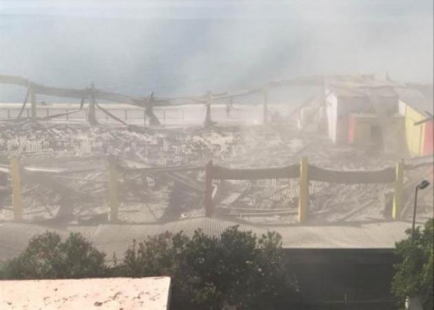 Πάτρα: Κατέρρευσε οροφή στο παλιό λιμάνι! Ένας νεκρός – Ψάχνουν για εγκλωβισμένους