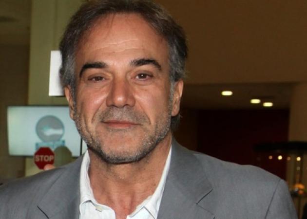 Ο Παύλος Ευαγγελόπουλος με μαγιό εντυπωσιάζει στα 55 του!