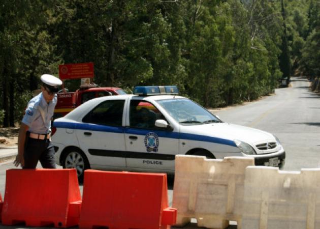 Θρίλερ στο Γέρακα – Βρήκαν άνδρα νεκρό μέσα στο αυτοκίνητό του
