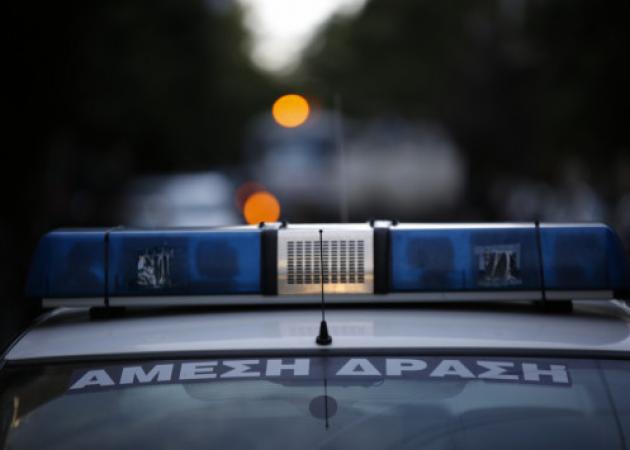 Άγριο έγκλημα στο Περιστέρι – Βρήκαν γυναίκα μαχαιρωμένη μέσα σε διαμέρισμα