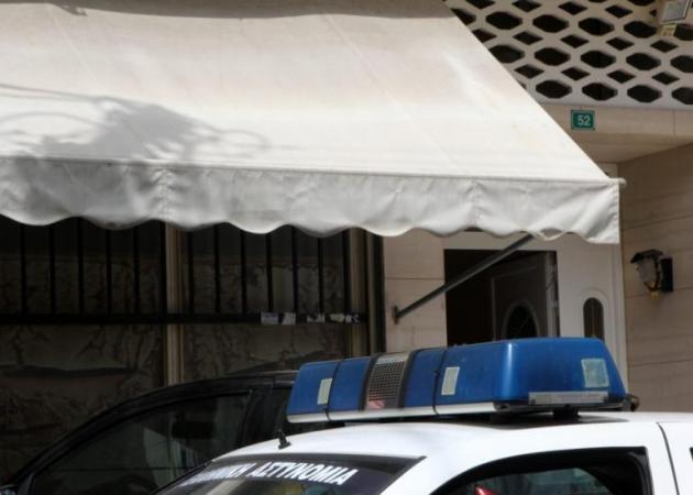 Πετρούπολη: Επιτέθηκε βάναυσα στην κόρη του την ώρα που κοιμόταν -«Ήθελε πάντα να επιβάλλεται» [pics, vid]
