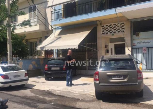 Πετρούπολη: Ξυλοκόπησε θανάσιμα την κόρη του για ένα μήνυμα στο κινητό [vid]