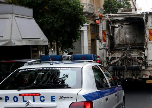 Ασύλληπτη τραγωδία στην άσφαλτο! Αυτοκίνητο συγκρούστηκε με απορριμματοφόρο και σκότωσε δημοτικό υπάλληλο