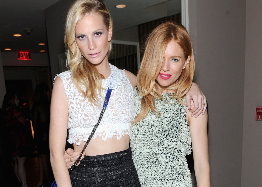 Poppy Delevingne – Sienna Miller: Φόρεσαν τις “πιτζάμες” τους εκτός σπιτιού