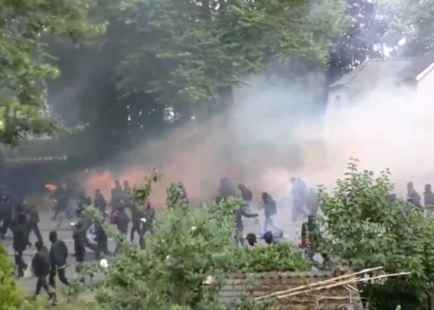 Απίστευτο! Εγκλωβισμένη η Μελάνια Τραμπ στο φλεγόμενο Αμβούργο – Ενισχύσεις από άλλες πόλεις ζητάει η αστυνομία