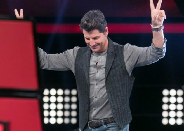 The Voice: Ο Σάκης Ρουβάς μας βάζει στα παρασκήνια της δεύτερης μέρας των γυρισμάτων!