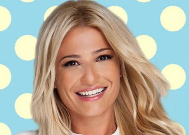 Έδωσαν τα χέρια με τη Φαίη Σκορδά!