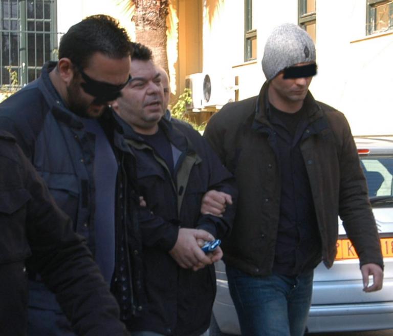 Δολοφονήθηκε ο Βασίλης Στεφανάκος στο Χαϊδάρι! Τον γάζωσαν με καλάσνικοφ