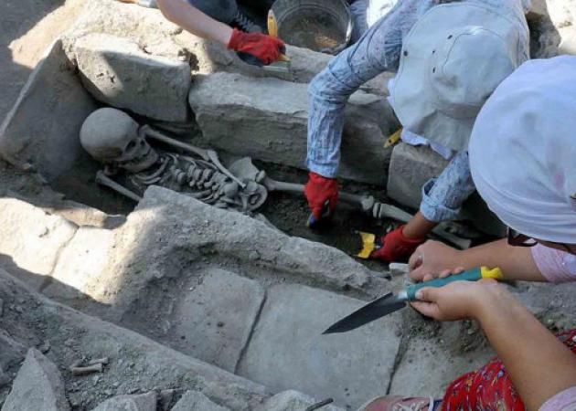 Σπουδαία ανακάλυψη! Βρέθηκαν 65 βυζαντινοί τάφοι στην αρχαία πόλη Στρατονίκεια