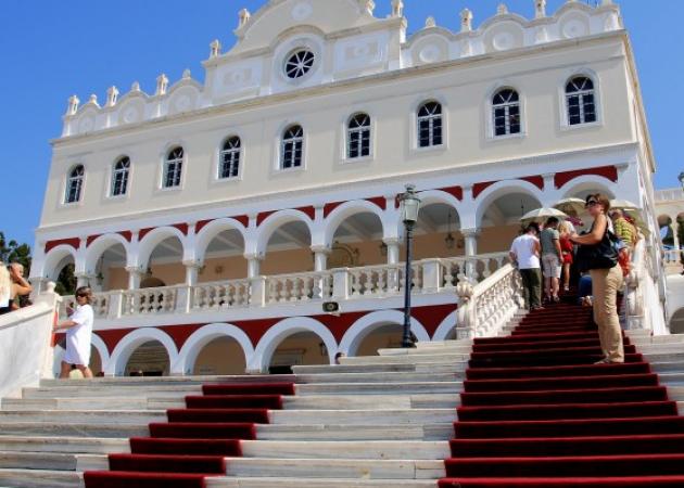 Δεκαπενταύγουστος: Ένας άγνωστος κίνδυνος υγείας αυξάνεται κατακόρυφα σήμερα