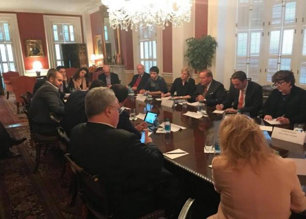 Ο Αλέξης Τσίπρας και η… ανάκριση των δημοσιογράφων – Πως είδαν τα ξένα δίκτυα τον Έλληνα Πρωθυπουργό