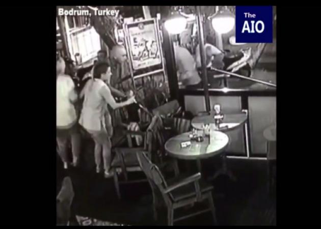 Σεισμός – Τρόμος! Η στιγμή που “χτυπά” ο Εγκέλαδος [vids]