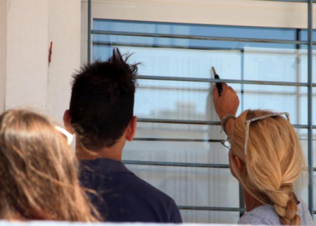 Βάσεις – Πανελλήνιες εξετάσεις 2017: Βουτιά 500 και 1.000 μόρια – Δες ποιες σχολές… “γκρεμίζονται” και ποιες εκτινάσσονται