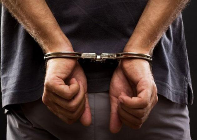 Συνελήφθη ο ”βιαστής των ασανσέρ” του Πειραιά – Είχε ασελγήσει και εις βάρος ανήλικης